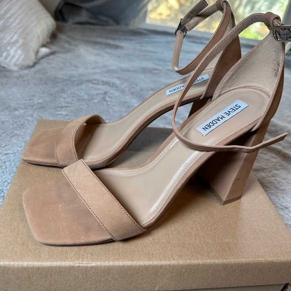 Steve Madden Tiaa Camel Heels, Size 10 NWB - Picture 7 of 14